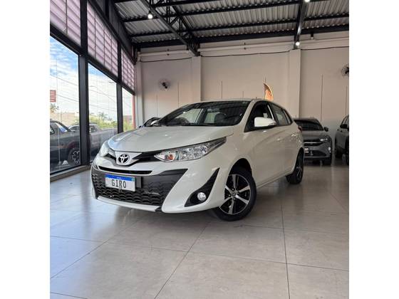 TOYOTA YARIS 1.3 16V FLEX XL LIVE MULTIDRIVE